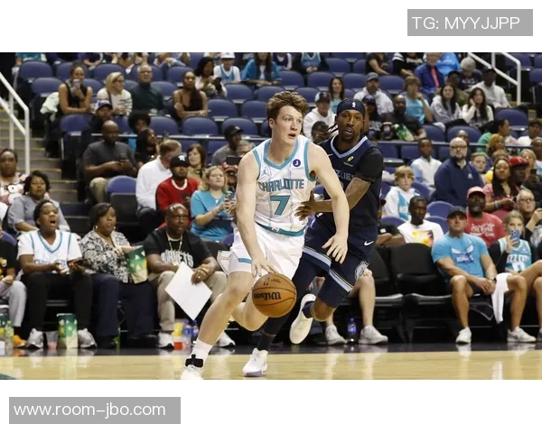 菜鸟双星闪耀赛场弗拉格全能表现助队取胜克尼佩尔贡献稳定发挥展现潜力 菜鸟双星闪耀赛场弗拉格全能表现助队取胜克尼佩尔贡献稳定发挥展现潜力