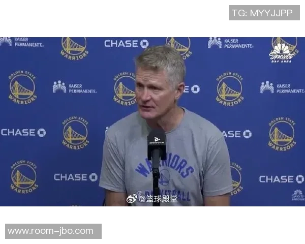 库里谈科尔对裁判的反应称若不发火我会亲自出面维护球队士气 库里谈科尔对裁判的反应称若不发火我会亲自出面维护球队士气